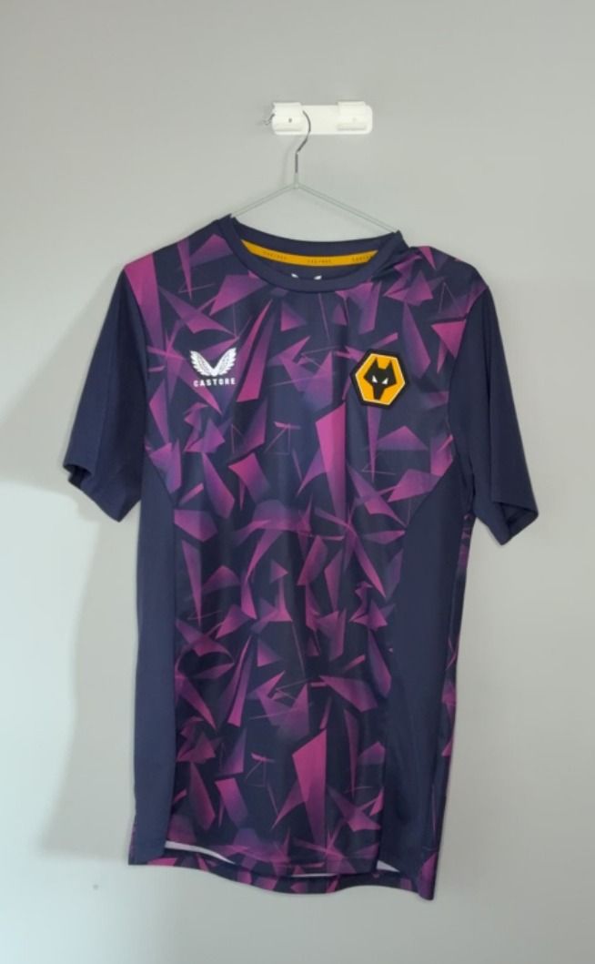 Castore Sports Shirt With Wolves Logo